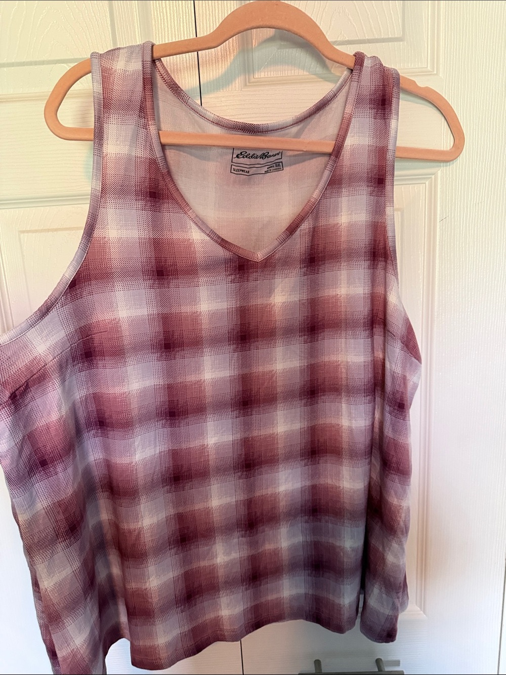 Eddie Bauer Mauve Plaid V-Neck Sleeveless sleepwear top